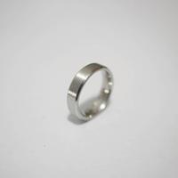 Gambar Cincin Titanium Silver Polos untuk Pria dan Wanita - 16 dari Tanda Rasa Studio undefined 2 Tokopedia