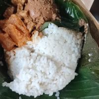 Gambar nasi gudeg komplit dari WarungDuaSaudara undefined 1 Tokopedia
