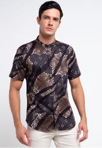 Gambar MOC Kemeja Lengan Pendek Slim Fit Besser-Navy - S dari MOC Indonesia undefined 1 Tokopedia