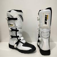 Gambar SEPATU TRAIL CROSS ARC MX TERBAIK ADVENTURE GTX - Putih, 39 dari Ap racing shop undefined 2 Tokopedia