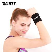 Gambar Pelindung Pergelangan Tangan Wristband Fitness Tennis Gym Original New - Hijau dari Affan Store Pedia undefined 1 Tokopedia