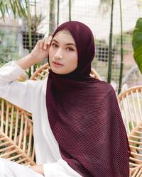 Gambar Pashmina plisket shawl full jilbab plisket diamond kerudung pashmina - lime dari EL Lucky undefined 4 Tokopedia