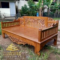 Gambar BANGKU BALE BALE JATI UKIR / RISBAN KAYU JATI MAJAPAHIT MURAH - Non FINISHING dari CLEOPATRA FURNITURE undefined 4 Tokopedia
