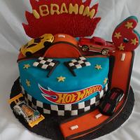 Gambar cake hotwheels dari Fanyakitchen undefined 1 Tokopedia