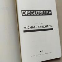 Gambar Buku Novel Hardcover Import DISCLOSURE by Michael Crichton dari Hermawan Books Corner undefined 2 Tokopedia