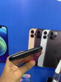 Gambar iPhone 7 Memori 32GB Bekas Fullset dari THATA PONSEL undefined 5 Tokopedia