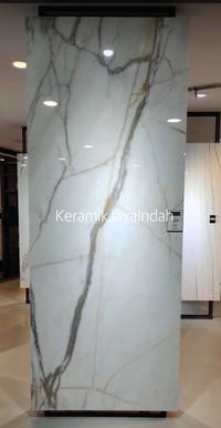 Gambar TITANIUM SAVONA GOLD 300 x 120 GLOSSY GRANITE TILE KERAMIK LANTAI dari keramikjayaindah undefined 3 Tokopedia
