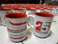 Gambar PROMO MUG CUSTOM WARNA DALAM – Cetak Gelas Design Bebas - Orange dari Merchandizer Creative undefined 5 Tokopedia