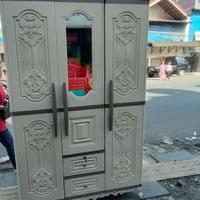 Gambar lemari plastik olymplast 3 pintu ukir dari Ismailaf undefined 1 Tokopedia