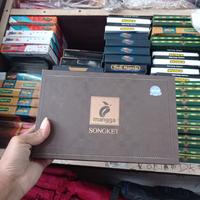 Gambar sarung mangga songket dari FURNITURE CIKAMPEK undefined 2 Tokopedia