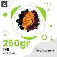 Gambar mix fruit 250 gr appricot prunes cranberries/trio antioxidants dari Kapunka Shop undefined 1 Tokopedia