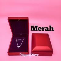 Gambar Kotak Perhiasan Kalung / Necklace Box Tempat Kalung Perhiasan LED - Biru dari Pranatan Store undefined 4 Tokopedia