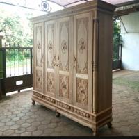 Gambar LEMARI PAKAIAN NEWAH UKIR BUNGA PINTU 4 KAYU JATI dari Vieda Jaya Furniture undefined 1 Tokopedia