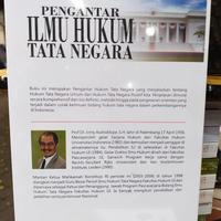 Gambar Buku Pengantar Ilmu Hukum Tata Negara Prof.Dr.Jimly Asshiddiqie, SH dari Lunar Bookstore undefined 3 Tokopedia