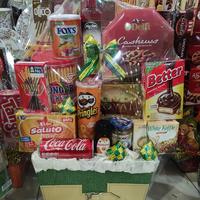 Gambar hampers lebaran snack parcel dari UB-project. undefined 4 Tokopedia