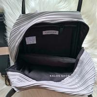 Gambar Pleats Please Bag Issey Miyake - Grey dari kalos.shop undefined 5 Tokopedia