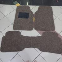 Gambar Karpet Mobil / Karpet Mobil Universal / Karpet Mie Mobil - Cream, 3 Baris dari KDV Automotive undefined 2 Tokopedia