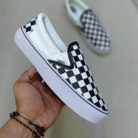 Gambar Vans Slip On Classic / Vans Checkerboard Original / Vans Premium - 40 dari jaya phone store_ undefined 2 Tokopedia