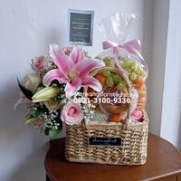 Gambar bunga buah surabaya / parcel buah bunga / buket buah bunga dari Sekarwangifloristsurabaya undefined 1 Tokopedia