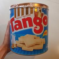 Gambar Tango Wafer Renyah Tin kaleng rasa VANILA / COKLAT 385gr - Vanila dari Babyworld Store Medan undefined 2 Tokopedia
