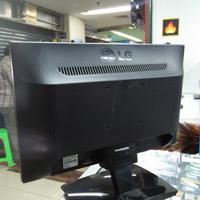 Gambar Monitor LG 16 inchi LCD Bagus dari juragan komputer murah undefined 3 Tokopedia