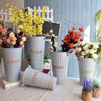 Gambar Pot Ember Kaleng Bunga Besi / Vas Bunga Garden Dekorasi Bunga Vintage - Tinggi 35Cm dari Laboca Tanaman Hias undefined 1 Tokopedia