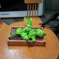 Gambar Miniatur ketupat 1:12 isi 4 dari Kadipoloshop undefined 2 Tokopedia