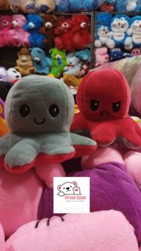 Gambar Boneka gurita cumi octopus doll tiktok berubah bolak balik ekspresi - Random dari Dreal Cuan undefined 5 Tokopedia