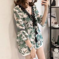Gambar Atasan wanita import/Blouse import flower dari Nelly Collections Tokopedia undefined 2 Tokopedia