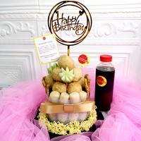 Gambar Kue Pempek cake isi 20pcs happy birthday ultah ulang tahun mpek - Gold, Kartu ucapan dari Pempek Mama Ely undefined 3 Tokopedia