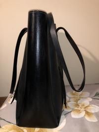 Gambar TAS CHARLES AND KEITH TOTE BAG ORIGINAL 100% dari TitikTerang. undefined 3 Tokopedia