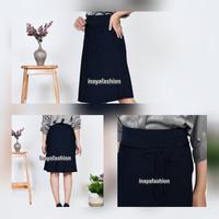 Gambar Rok Pendek Hitam Rok Pendek Kerja Wanita Rok line A - Hitam, L dari inayafashion undefined 5 Tokopedia