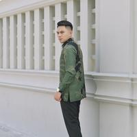 Gambar Baju batik cowok Lengan panjang Dobby lasem PREMIUM MODERN hijau - Hijau, S dari Batik Rangkuty undefined 3 Tokopedia