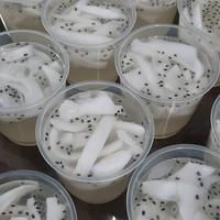 Gambar Puding Cup Kelapa Muda Selasih by Dapur Utami dari Dapur Utami Catering undefined 1 Tokopedia