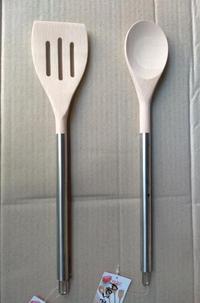 Gambar Spatula Cypruz AM-1031 Slotted Turner Sutil Kayu Gagang Stainless 36cm dari Multi Retail Indonesia undefined 2 Tokopedia