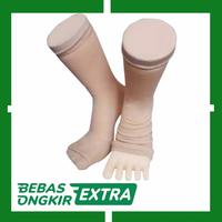 Gambar kaos kaki wudhu tapak hitam,Kaos Kaki Wanita Muslimah, Traveling - Cream dari tokobangshob undefined 1 Tokopedia