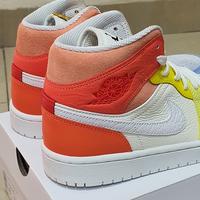 Gambar sepatu sneakers wanita air jordan 1 mid to my first coach dari 669sneakersmedan undefined 3 Tokopedia