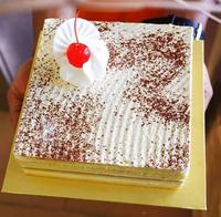 Gambar Kue Ulang Tahun Ultah - Tiramisu Cake White Coklat - Free Kartu Ucapan dari Doux Delices undefined 1 Tokopedia