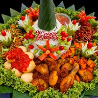 Gambar TUMPENG NASI KUNING / TUMPENG ULANG TAHUN / TUMPENG dari LIZ_KITCHEN undefined 4 Tokopedia