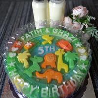 Gambar PUDING ULTAH HEWAN TAMAN SAFARI dan lainnya dari Puding & Cake Mom'sBee undefined 5 Tokopedia