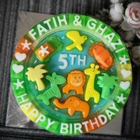 Gambar PUDING ULTAH HEWAN TAMAN SAFARI dan lainnya dari Puding & Cake Mom'sBee undefined 3 Tokopedia
