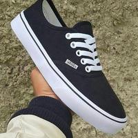 Gambar sepatu vans pria dari Natha Green undefined 5 Tokopedia