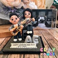 Gambar Custom clay in acrylic box(COUPLE)Cocok utk hadiah anniv, ultah,wisuda dari Clayhouse undefined 4 Tokopedia