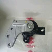 Gambar Engine Mounting Kanan Ertiga MT Manual 2015 - April 2018 Original dari Auto Part Suzuki Mobil undefined 1 Tokopedia