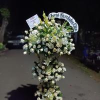 Gambar standing flower duka cita jakarta dari karangan bunga papan jakarta undefined 1 Tokopedia