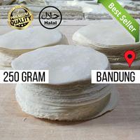 Gambar Kulit Dimsum 250gr Siomay Pangsit Tipis Bening Halal Terdekat Bandung dari MoLaNaKulitDimsum undefined 3 Tokopedia