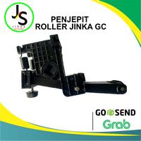 Gambar Roller Penjepit Cutting Sticker Jinka GC / Penjepit Bahan dari Jinka Store Indonesia undefined 1 Tokopedia