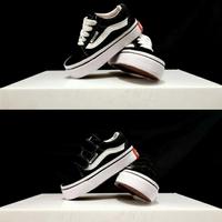 Gambar Sepatu Anak Vans OldSkool Grade Original Import BNIB - Velcro, 16-26 Chat Admn dari Sunkidzs II undefined 1 Tokopedia
