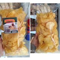 Gambar keripik singkong bangka rasa jagung manis dari kencana snack bangka undefined 3 Tokopedia