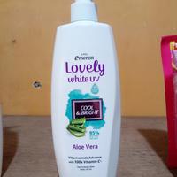 Gambar Emeron Lovely White UV 500ml Hand Body Lotion All Varian - Nourish 400ml dari JC Tour Travel undefined 2 Tokopedia